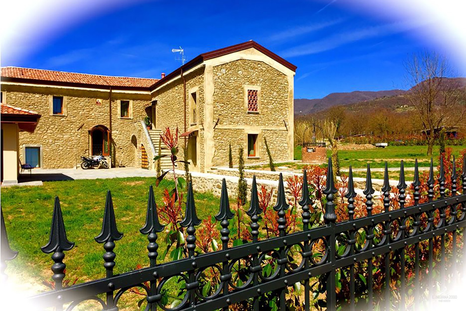 Casale in pietra ristrutturato