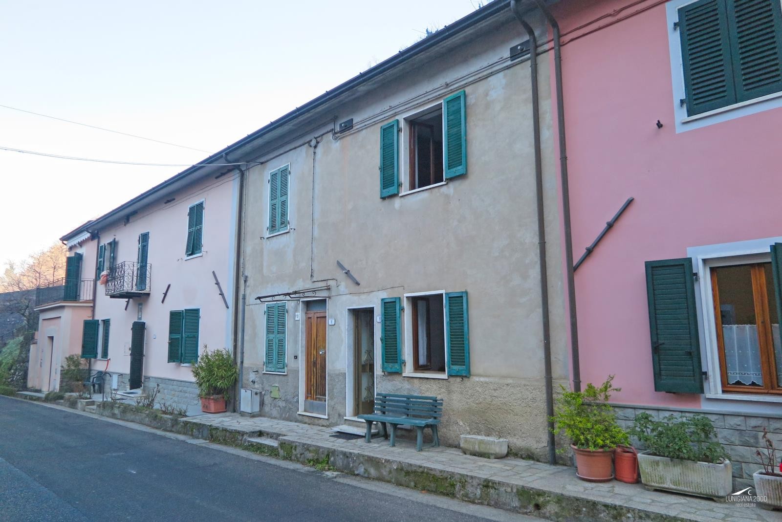 Casa libera su due lati