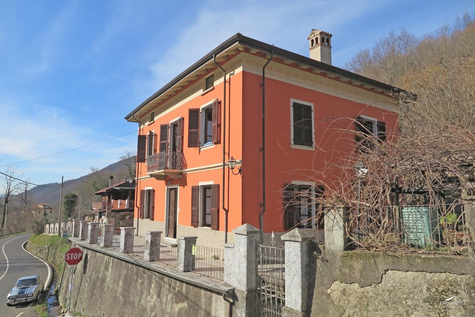 Caratteristica villa dei primi 900
