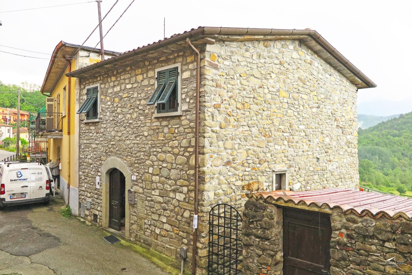 Casa in pietra ristrutturata