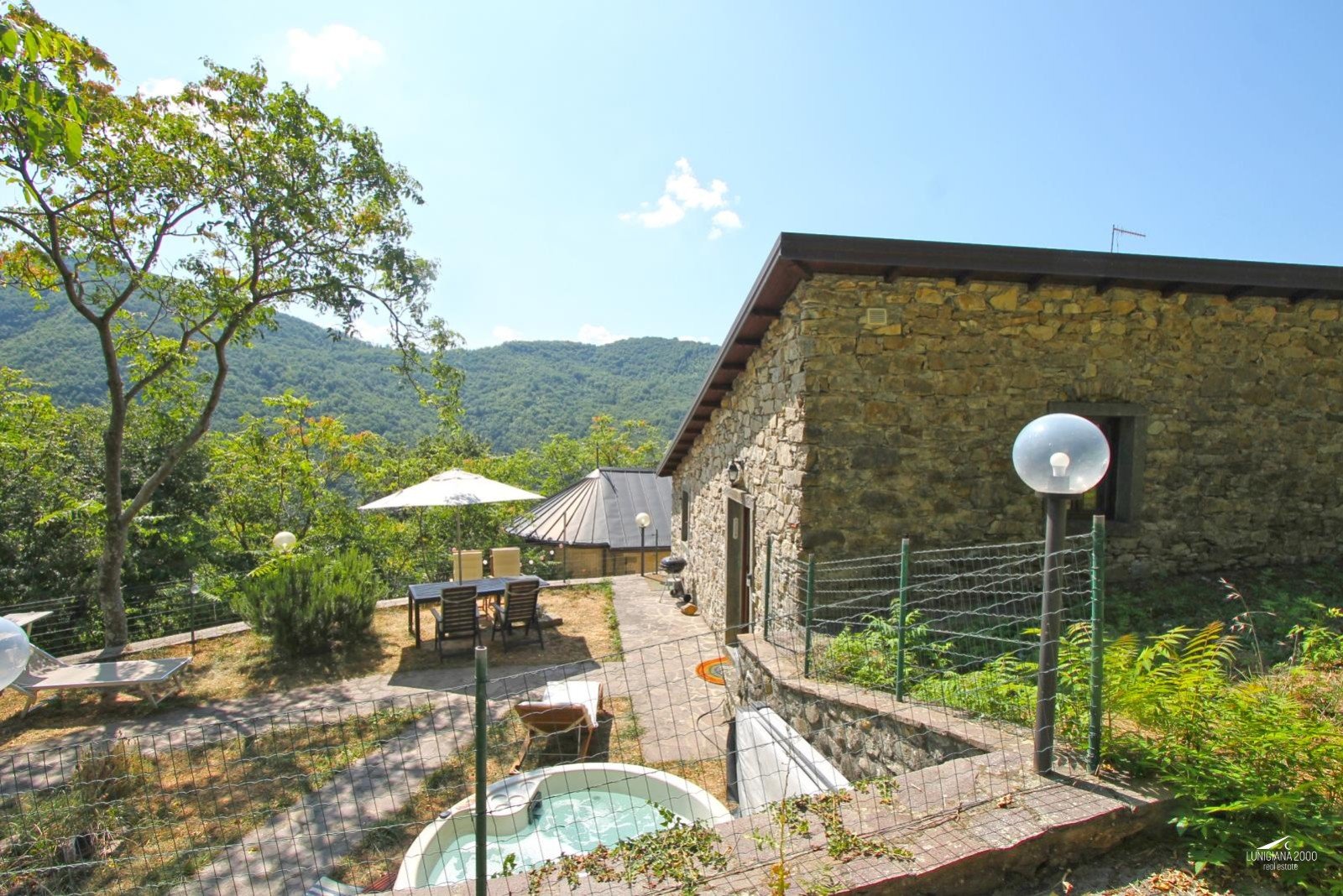 Casa in pietra ristrutturata