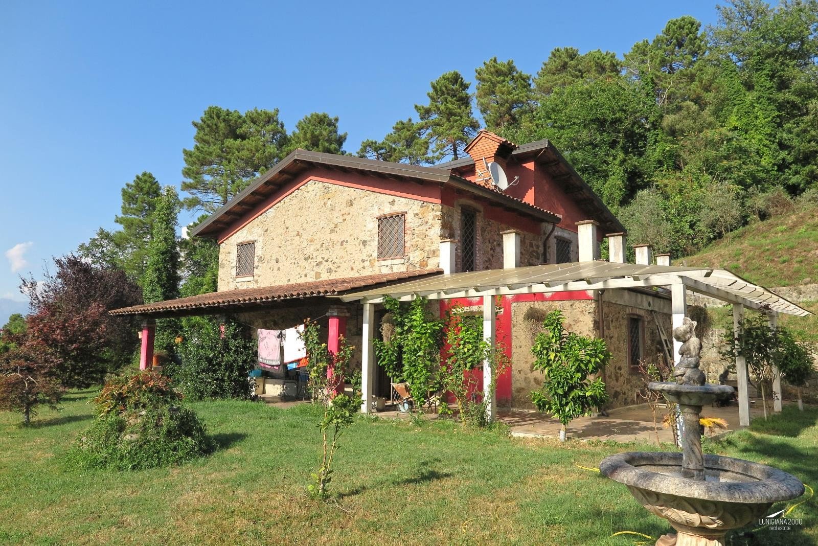 Rustico in pietra ristrutturato