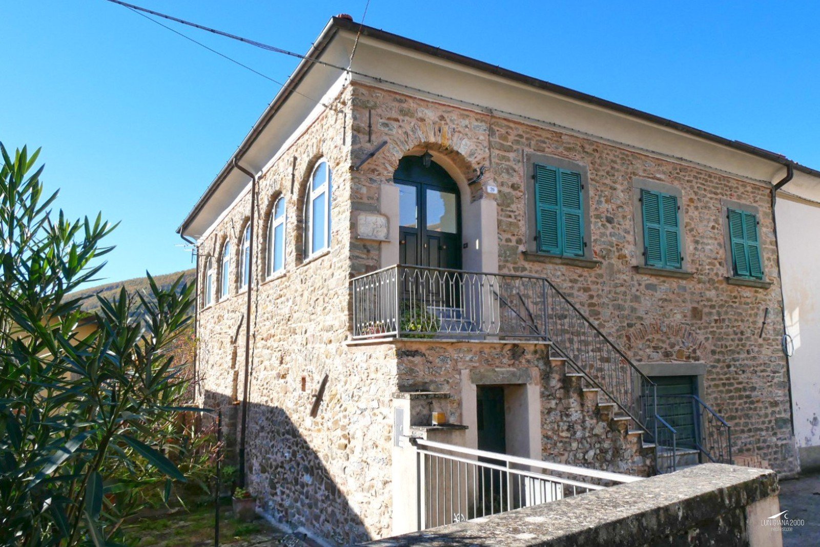 Casa in pietra ristrutturata