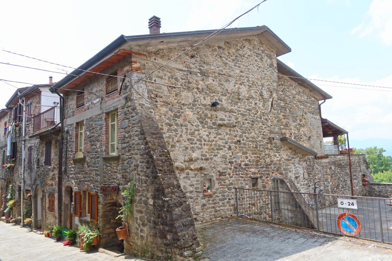 Casa in pietra ristrutturata
