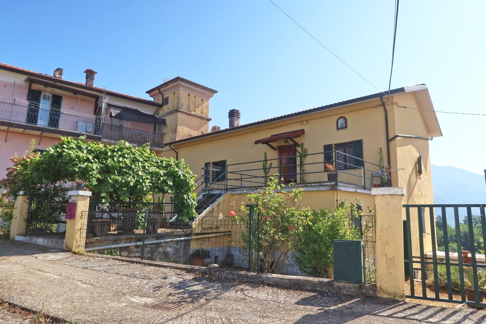 Casa semindipendente