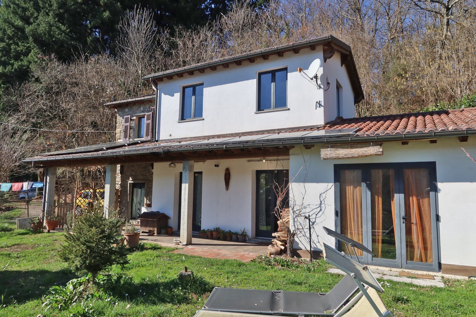 Casa indipendente ristrutturata