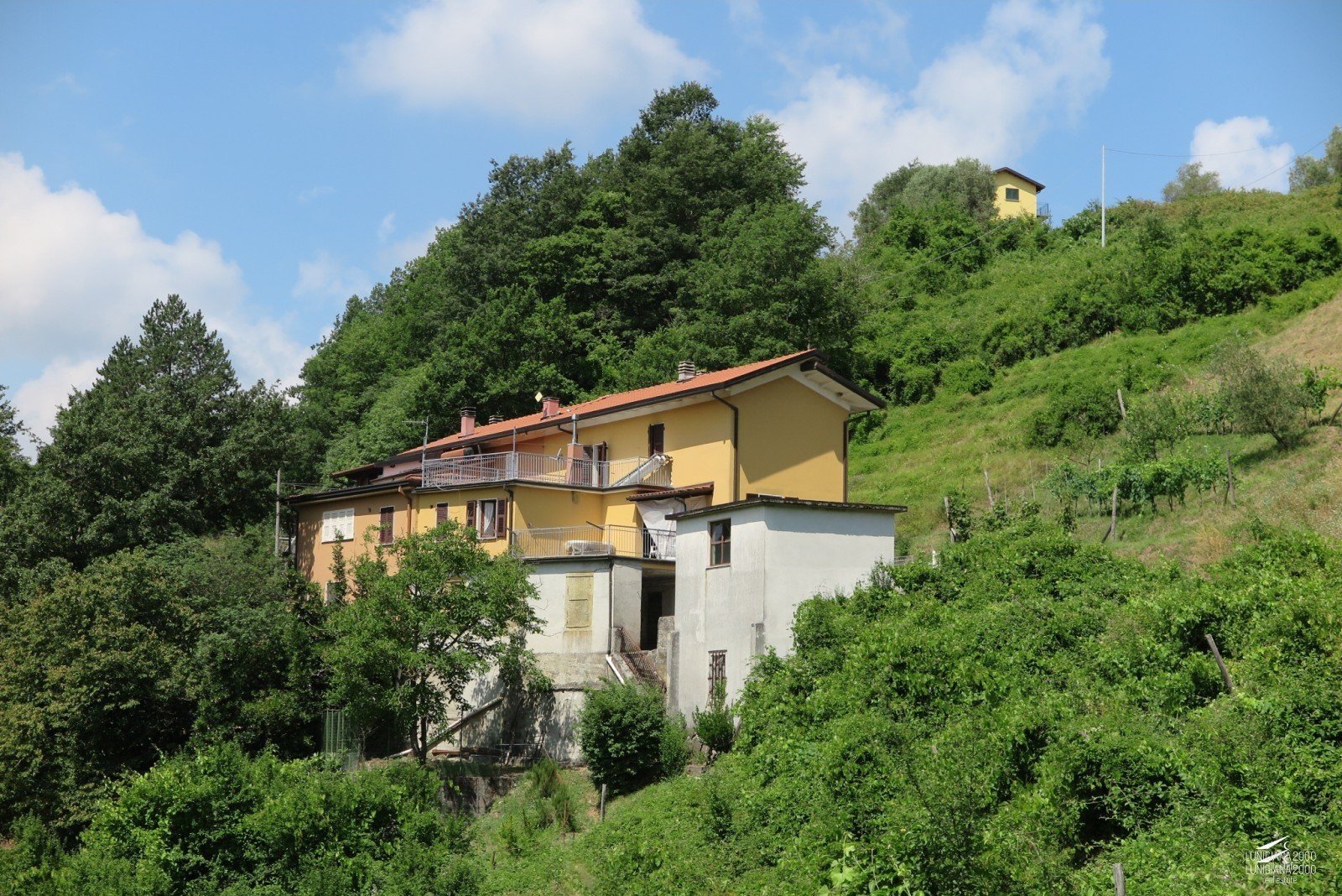 Casa semi indipendente con terreno e vista panoramica