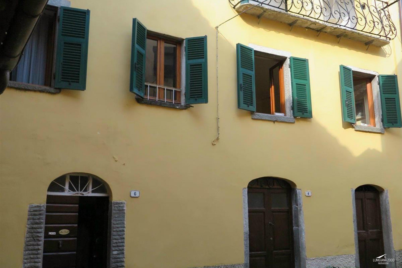 Nel centro casa terra-tetto